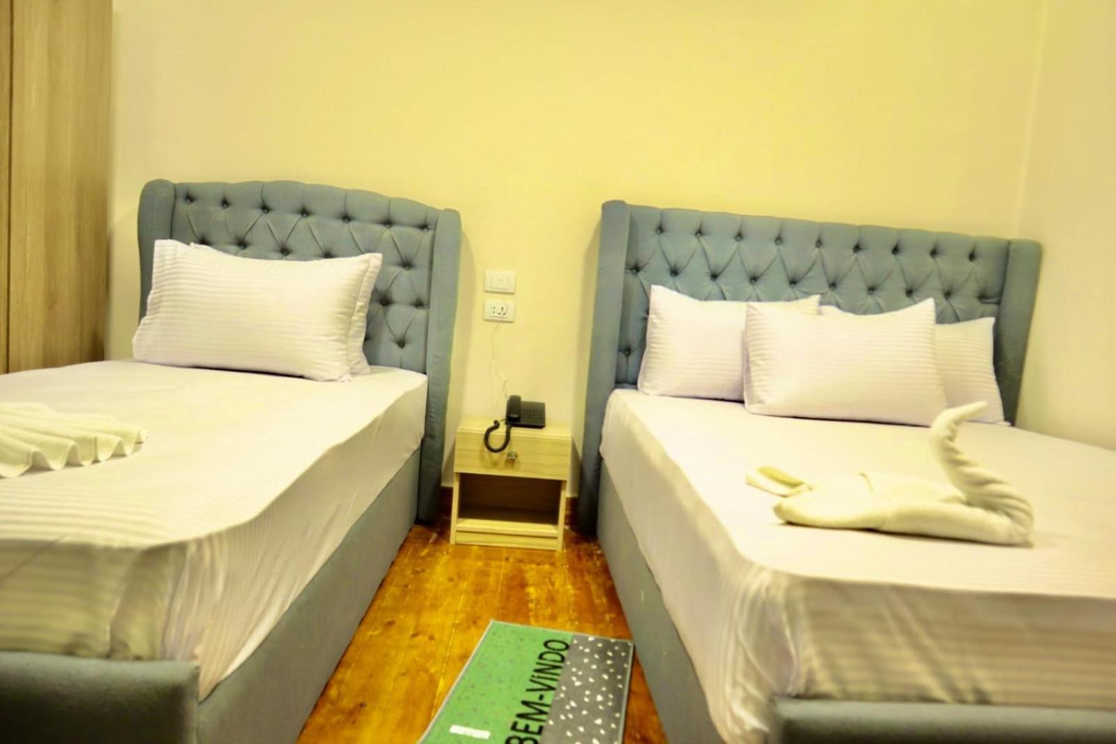 Triple Garden View Hotel Kairo Bagian luar foto