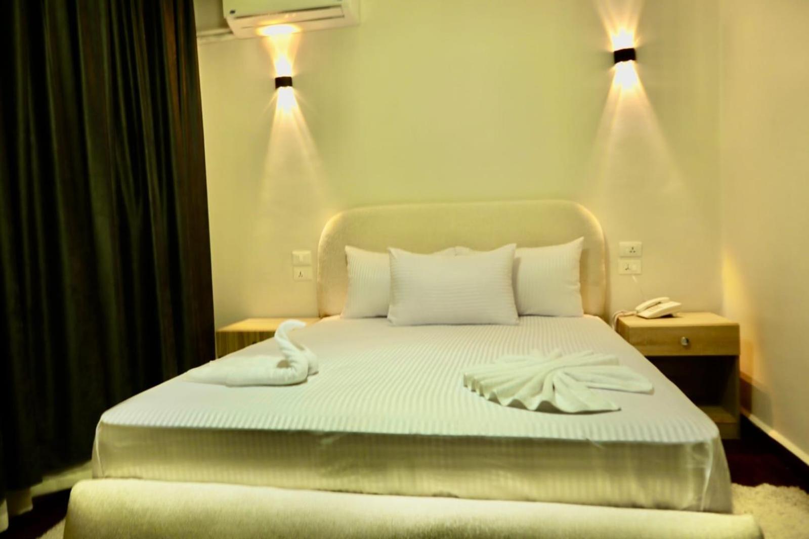 Triple Garden View Hotel Kairo Bagian luar foto